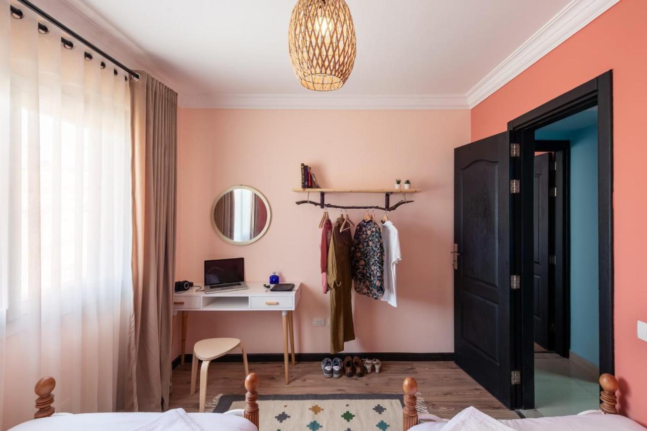 The 2Bdr Compelling Condo 5 Min To Cai Airport Кайро Екстериор снимка